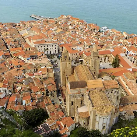 Casa Savoia Cefalu